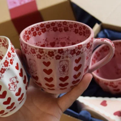 Taza rosa